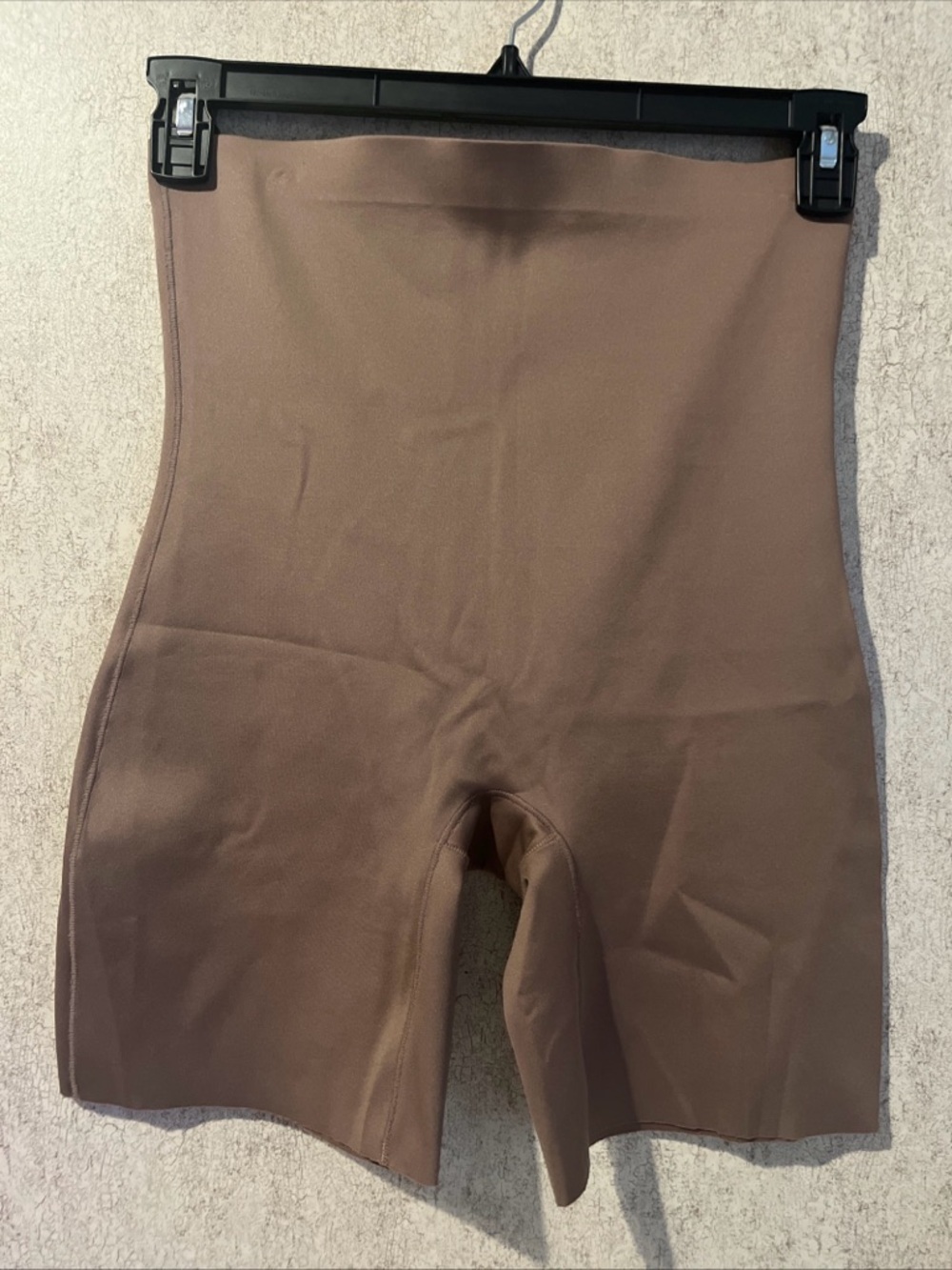 Under Where Luxury Collection Compression Shorts High Waisted Tan Women’s XL